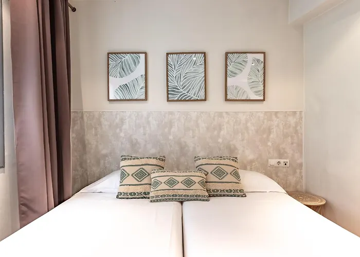 Amplio Y Acogedor Junto A Plaza Zabalburu Bilbao