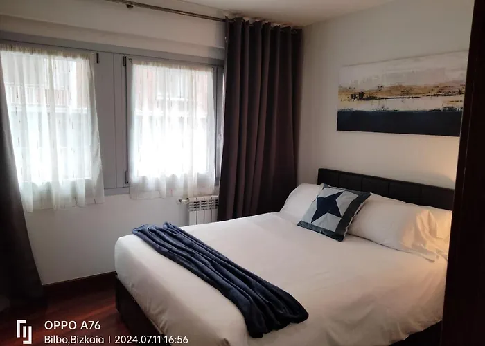 Amplio Y Acogedor Junto A Plaza Zabalburu شقة